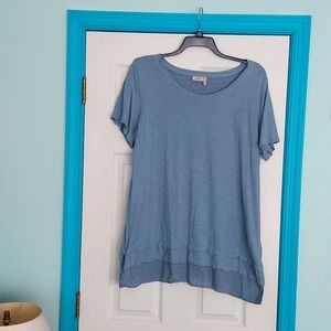 Logo by Lori Goldstein tunic top